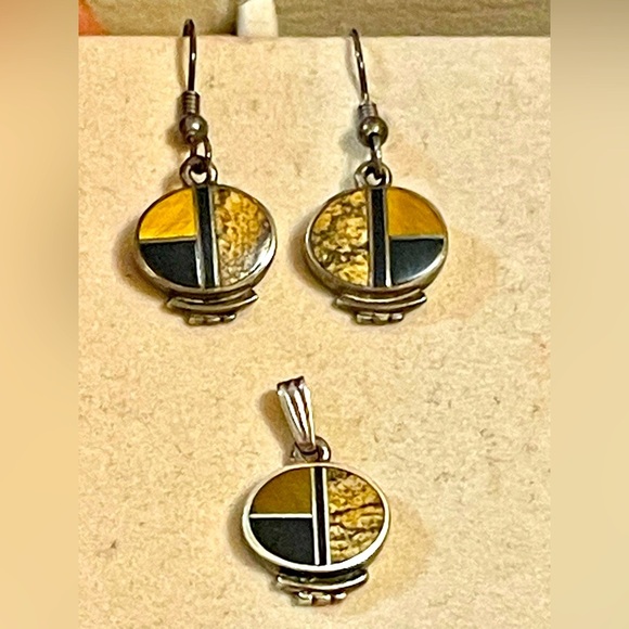 Lot of 2 Native American Zuni Tigers Eye Onyx St. Silver Earrings Pendants - Picture 1 of 6